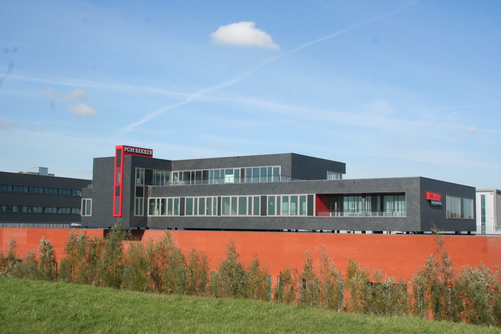PGM Bakker Vastgoed op De Pionier in Nieuw-Vennep